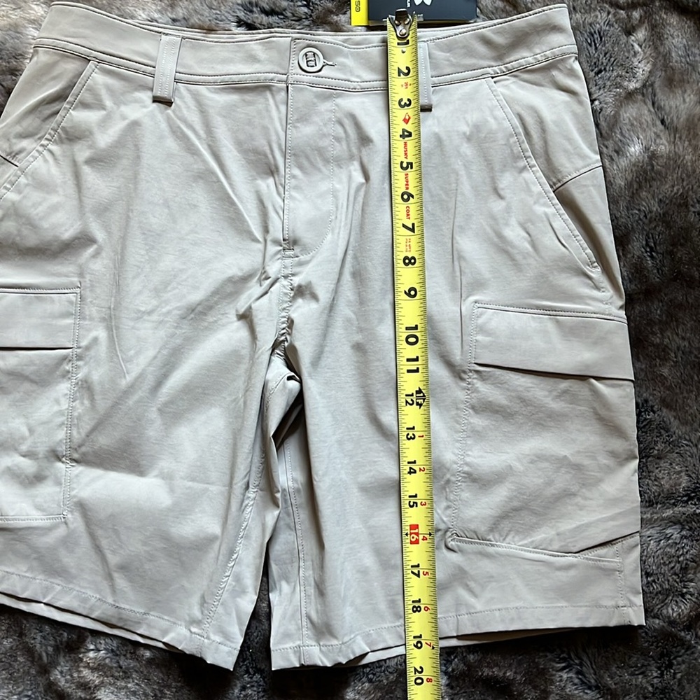 34 - Under Armour 1383560 UA Fish Hunter Pro 2.0 Cargo Men's fishing  Shorts $65 - Picture 2 of 9